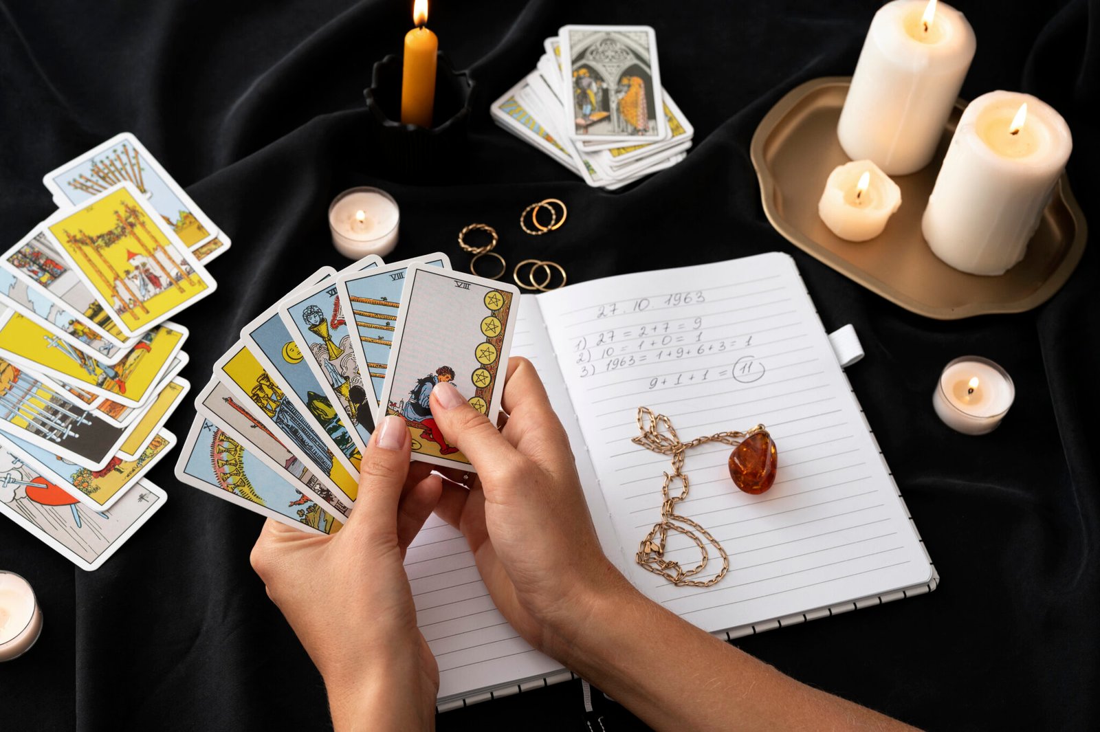 Tarot Reader